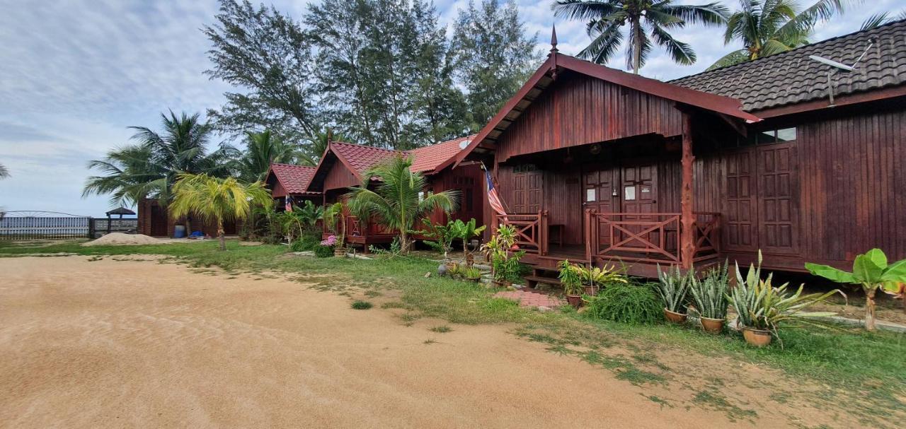 Holiday home Bayu Beach Penarek Kampung Penarik